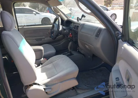 2004 Toyota Tacoma из США, поврежденный, VIN 5TEVL52N14Z346051